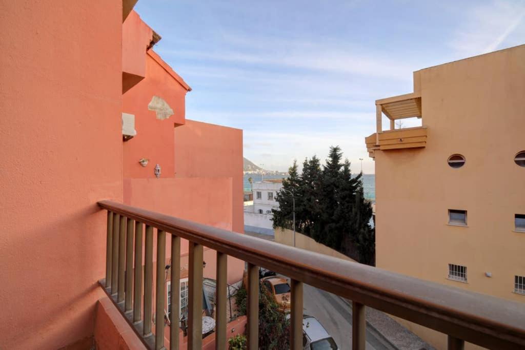 Apartamento Duplex con vistas al mar La Línea de la Concepción Exterior foto